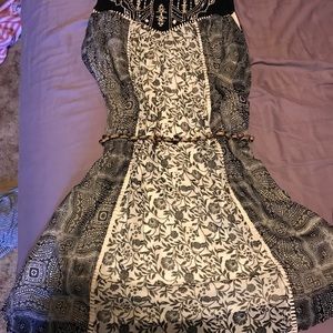 NWOT Adorable SZ M dress